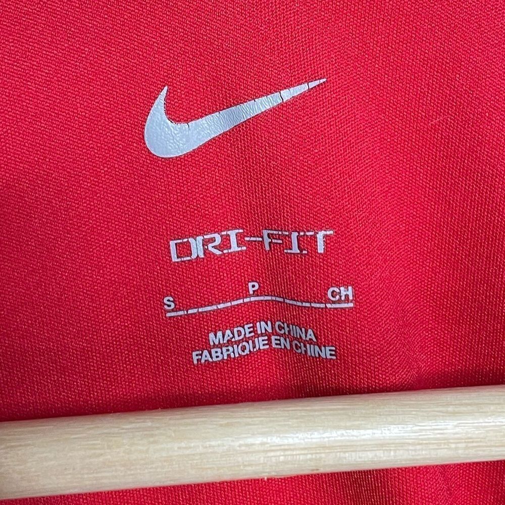 5 for $25🔥Nike Dri-Fit‎ Swim Red Short Sleeve Athletic T-Shirt Small - Picture 6 of 8